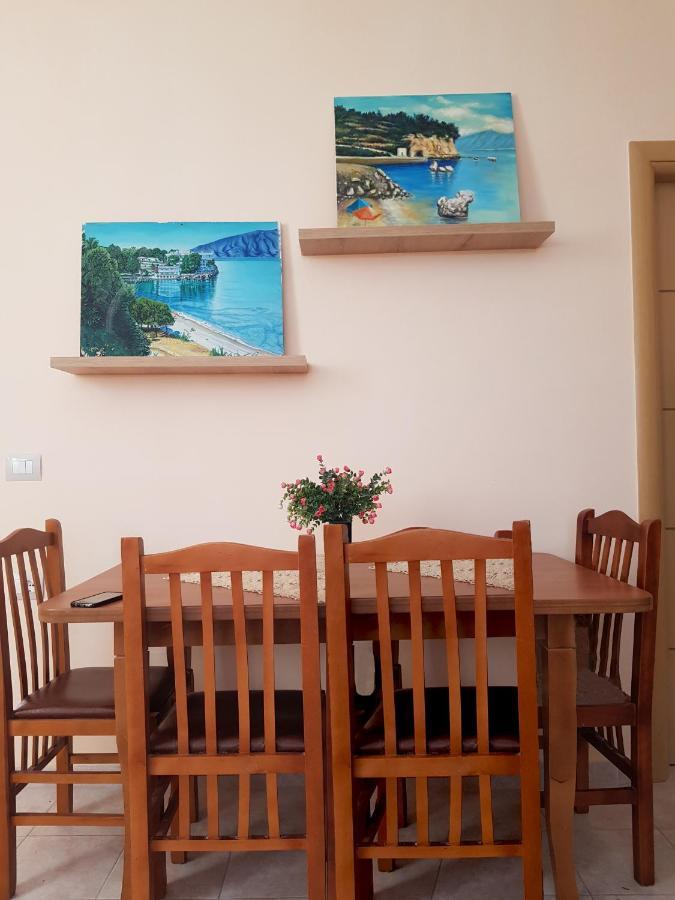 Lisus Apartment فلورا المظهر الخارجي الصورة