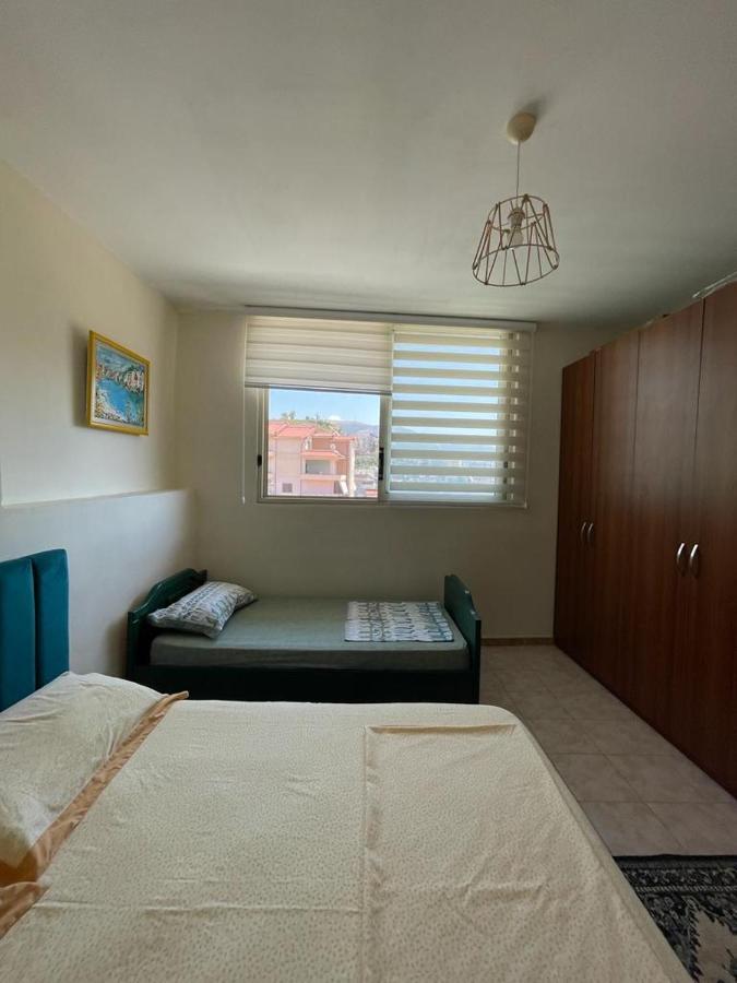 Lisus Apartment فلورا المظهر الخارجي الصورة